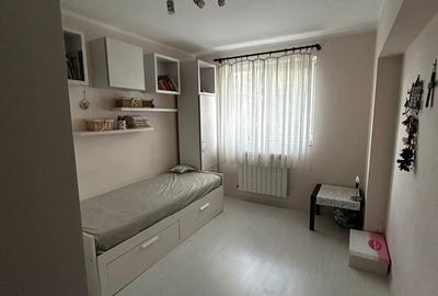 Apartament cu 3 camere nedecomandat în Micro 13 - 5