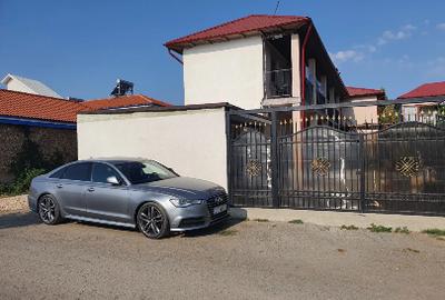 Casă individuală cu 14 camere cu Teren 330 Mp în Central - 1