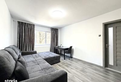 Apartament cu 3 camere semidecomandat, mobilat în Circumvalațiunii - 8