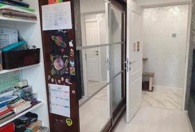 Vanzare Apartament 3 cam. cf. dec., etaj 3, mobilat si utilat lux sau nemobilat, zona Progresul Vanzare Apartament 3 cam. cf. dec., etaj 3, mobilat si utilat lux sau nemobilat, zona Progresul - 15