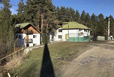 Casa de vanzare in Moroeni, in padure langa apa - inchiriere sezoniera, pe termen lung - 1