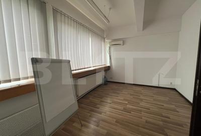 Spatiu de birouri, 100 mp, zona P-ta 1 Mai - 4
