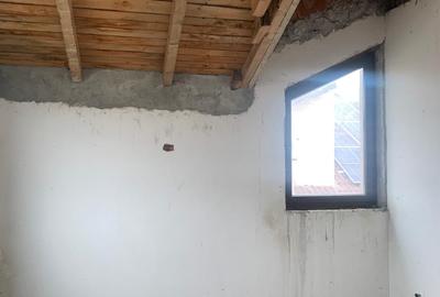 Casă individuală cu 6 camere cu Canalizare în Nord-Vest - 13