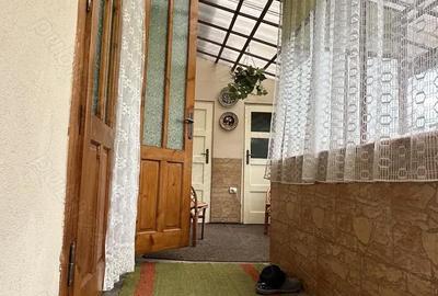 Casă cu 6 camere în Orăștie - 1