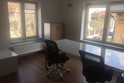 Vilă de închiriat – Piața Victoriei | Str. Grigore Alexandrescu nr. 36 - 10