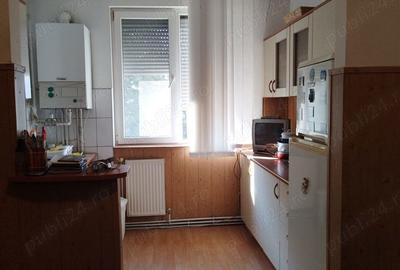 Apartament cu 3 camere în Târnăveni - 8