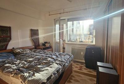 Apartament cu 3 camere în Ultracentral
