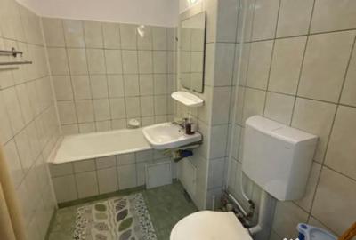 Garsonieră decomandată în Rovine - 2