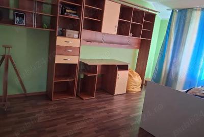 Casă cu Teren 380 Mp în Central