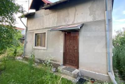 Casă cu 4 camere cu Teren 1900 Mp în Seciu - 9