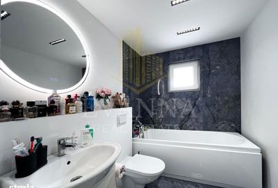 Apartament cu 3 camere decomandat în Central - 2