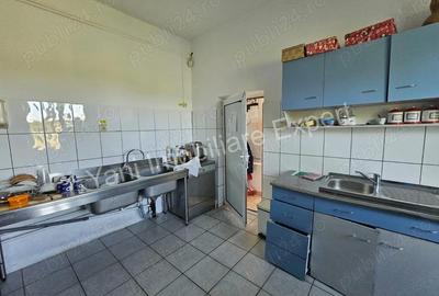 Casă cu 6 camere cu Teren 1340 Mp în Central - 13