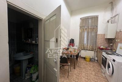 Apartament cu 3 camere semidecomandat în P-ța Maria - 5