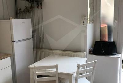 Garsoniera moderna, zona centrala, mobilata si utilata ! - 8