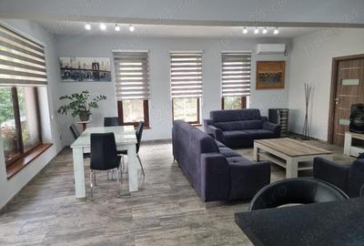 Casă cu 4 camere cu Teren 700 Mp în Cantemir