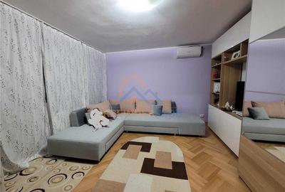 Apartament cu 2 camere decomandat în Drumul Taberei