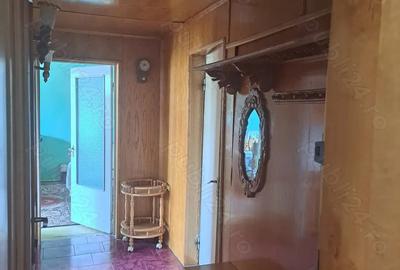 Apartament de vanzare in Sebe? Alba cartier Lucian Blaga 4 camere .2 balcone.pivni?a .pod - 2