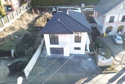 Casă cu 4 camere cu Teren 501 Mp în Central - 5