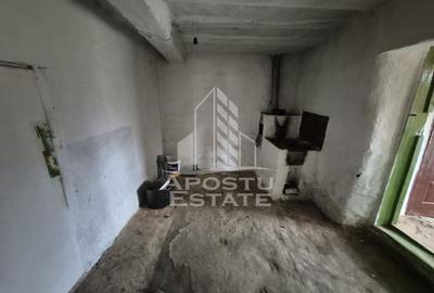 Casă individuală cu 3 camere cu Canalizare în Pesac - 8