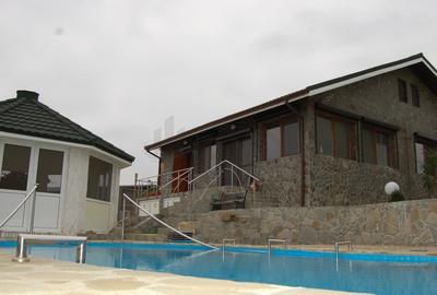 REV0002800 Vila de vanzare cu vedere la lac Laguna Albastra Corbeanca - 6