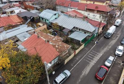 Casa pe un singur nivel cu teren 195 mp – Andronache , Sector 2 - 4