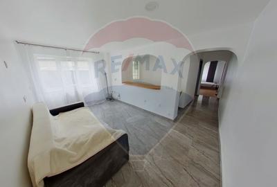 Apartament cu 3 camere decomandat, mobilat în Est - 21