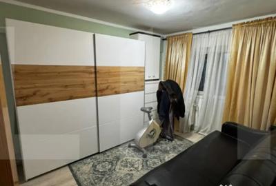 Apartament cu 4 camere decomandat în Central - 3