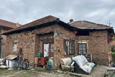 Casă cu 4 camere în Central - 3