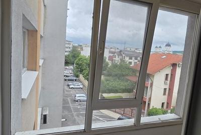 Apartament cu 4 camere decomandat în Calea București - 16