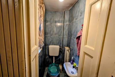 Unirii,D+P+E+M,Parc Carol,postbelic,renovata,semineu,plansee beton,curte-parcare - 18