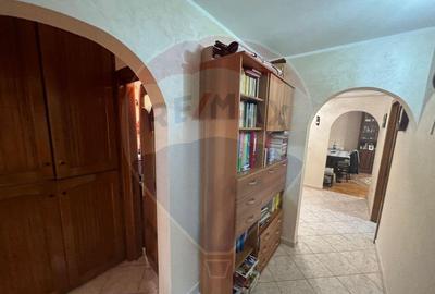 Apartament 3 camere zona Doi Stejari - 10