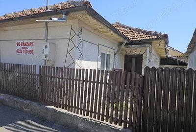 Casa de vanzare in Olteni?a, str. Cuza Voda nr. 37, 480 mp - 2
