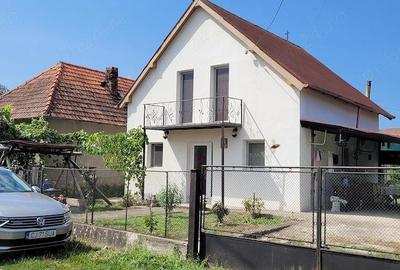 Casă cu 3 camere cu Teren 680 Mp în Cetan - 2
