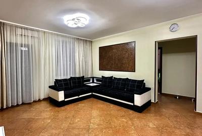 Vand aparatament 3 camere loc de parcare piscina - 2