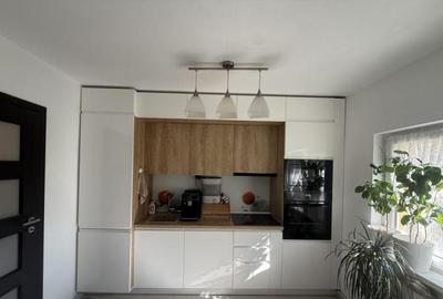 Apartament cu 2 camere decomandat în Tei - 7