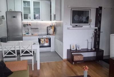 Apartament cu 2 camere decomandat în Militari