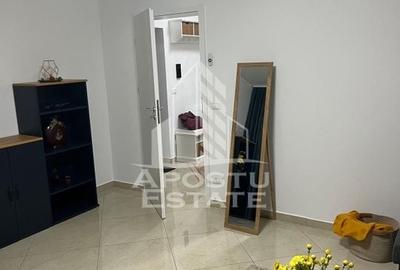 Apartament cu 2 camere, curte proprie, centrala si loc de parcare - 4