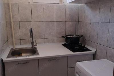 Garsonieră nedecomandată în Central - 1