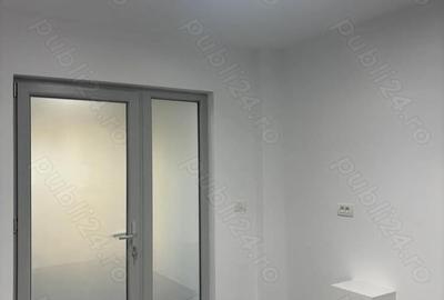 Spațiu comercial, de 2 mp, în Central - 8