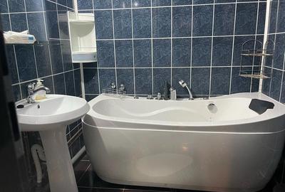 Apartament cu 3 camere decomandat în Berceni - 3