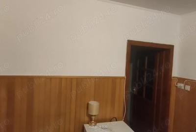 Casă cu 6 camere în Aradului