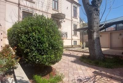 Spațiu comercial, de 430 mp, în Central - 2