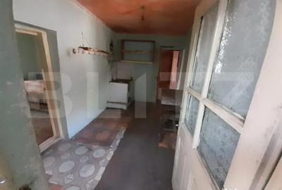 Casă cu 2 camere cu Teren 1160 Mp în Central - 2