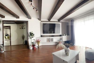 Casa 4 camere zona Sangeorgiu Bai