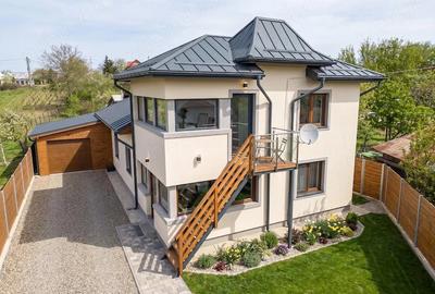 Casă cu 6 camere cu Teren 1700 Mp în Buturugeni - 2