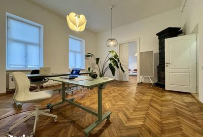 Apartament cu 3 camere, mobilat în Central - 11