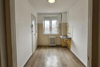 Apartament cu 3 camere decomandat în Cantemir - 5