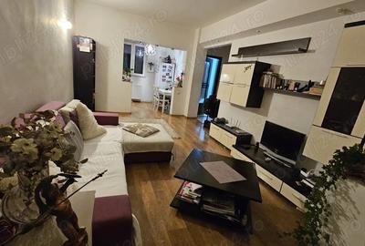 Apartament cu 3 camere decomandat în Central - 4