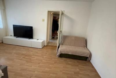 Apartament cu 2 camere semidecomandat în Mazepa 1