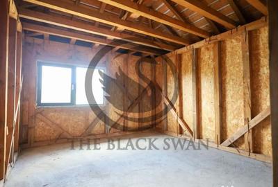 Casă cu 5 camere cu Canalizare în Strejnicu - 3